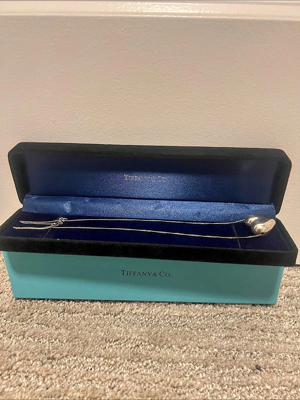 Tiffany & Co. Puffed Heart Pendant Necklace. in Gold